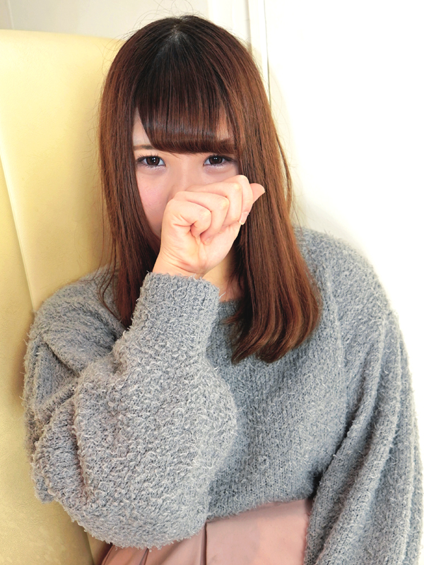 踊れ！チンチコリン・枚方店 みおり 18歳 T：159cm　B：86(C)　W：57　H：88
